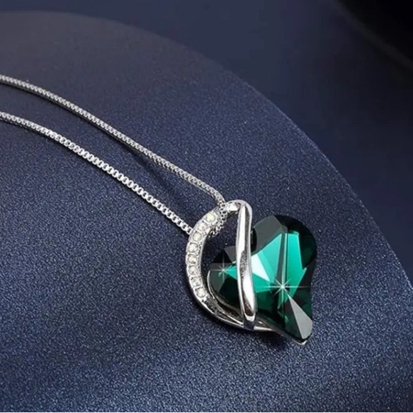 Silver Emerald Green Jade Infinity Love Pendant For Women - Picture 6 of 10